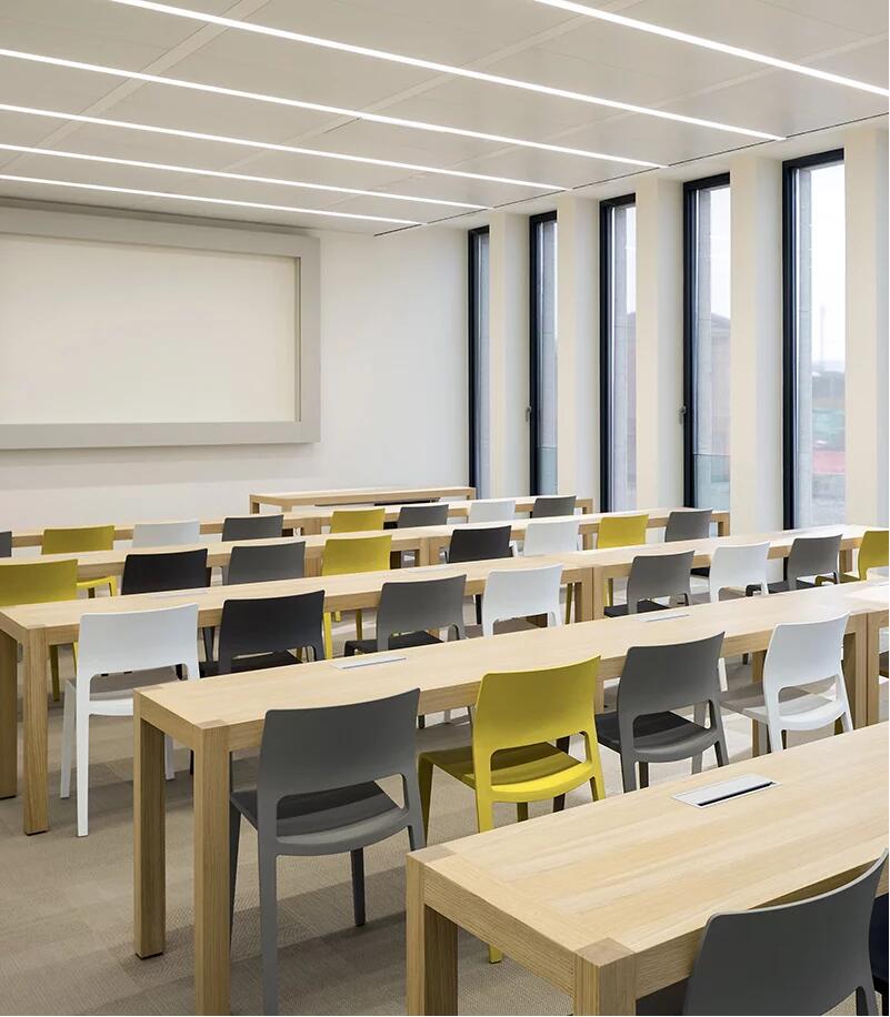 华体会体育官方在线官网 - 坐具|餐椅|办公家具|华体会体育官方在线官网家具|Juno 洽谈椅/培训椅